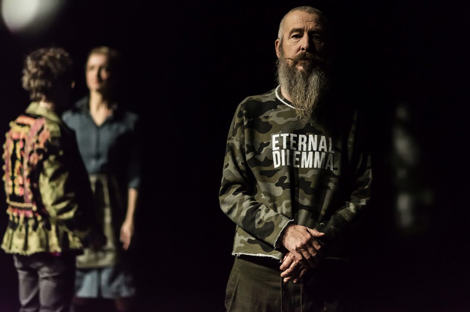 HEIMAT 4.0 – EIN UNHEIMLICHES BÜRGERTHEATER (UA 2018)